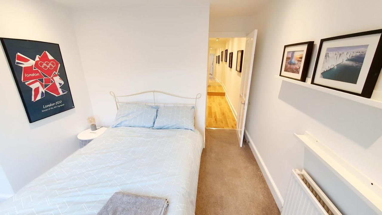 Lovely 2 Bedroom Period Garden Flat. Λονδίνο Εξωτερικό φωτογραφία