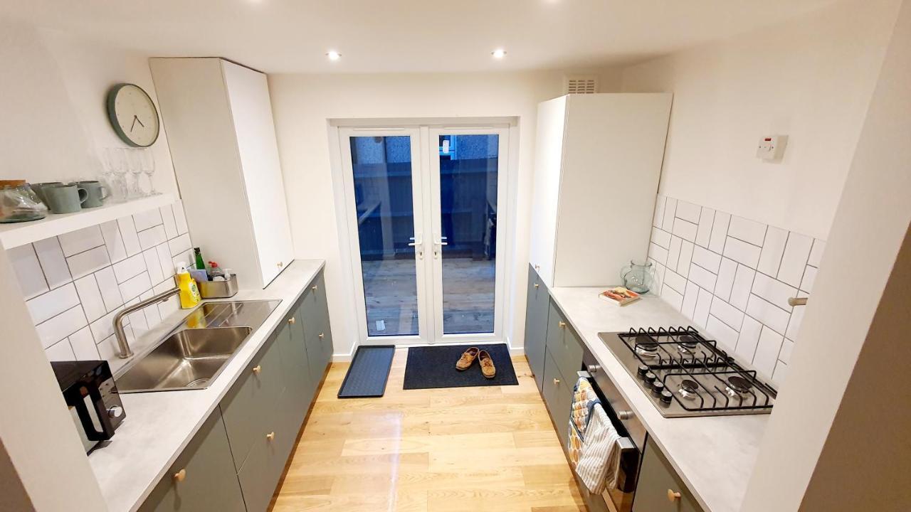 Lovely 2 Bedroom Period Garden Flat. Λονδίνο Εξωτερικό φωτογραφία